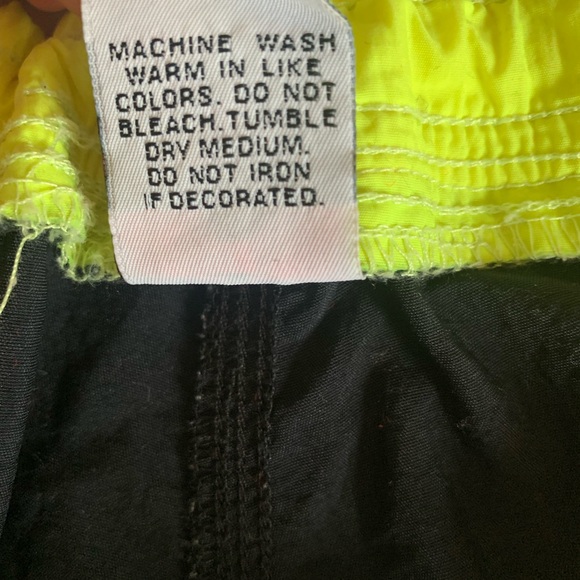 VINTAGE 90’s T & C Surf Swim Trunks - Picture 6 of 6